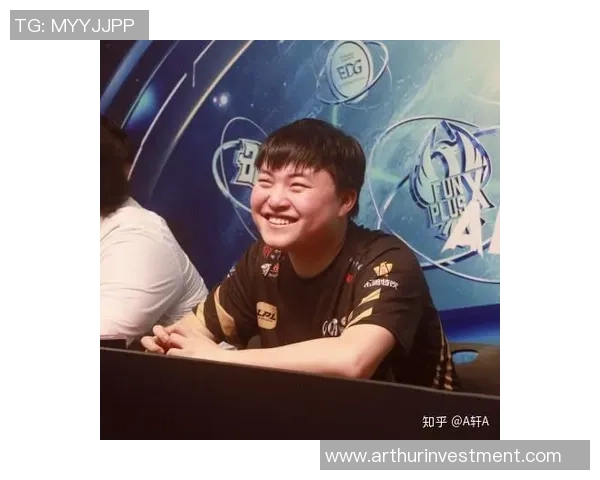 赛后分析：TES与RNG对决中选手个人能力的深度剖析与比较